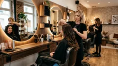 Cât de des trebuie, de fapt, să te tunzi: părul lung, mediu și scurt — o analiză detaliată